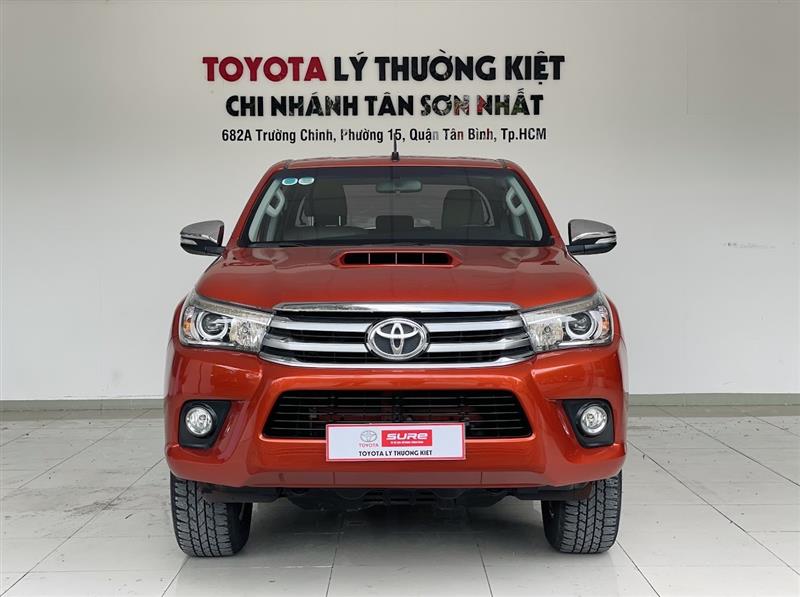 TOYOTA HILUX 3.0AT 2015